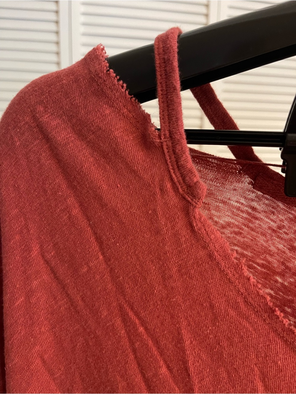 We The Free Women's Rust Red V-Neck Short Sleeve Top - Picture 4 of 10
